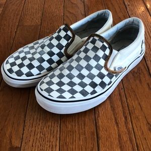Size 7 women’s checkered vans